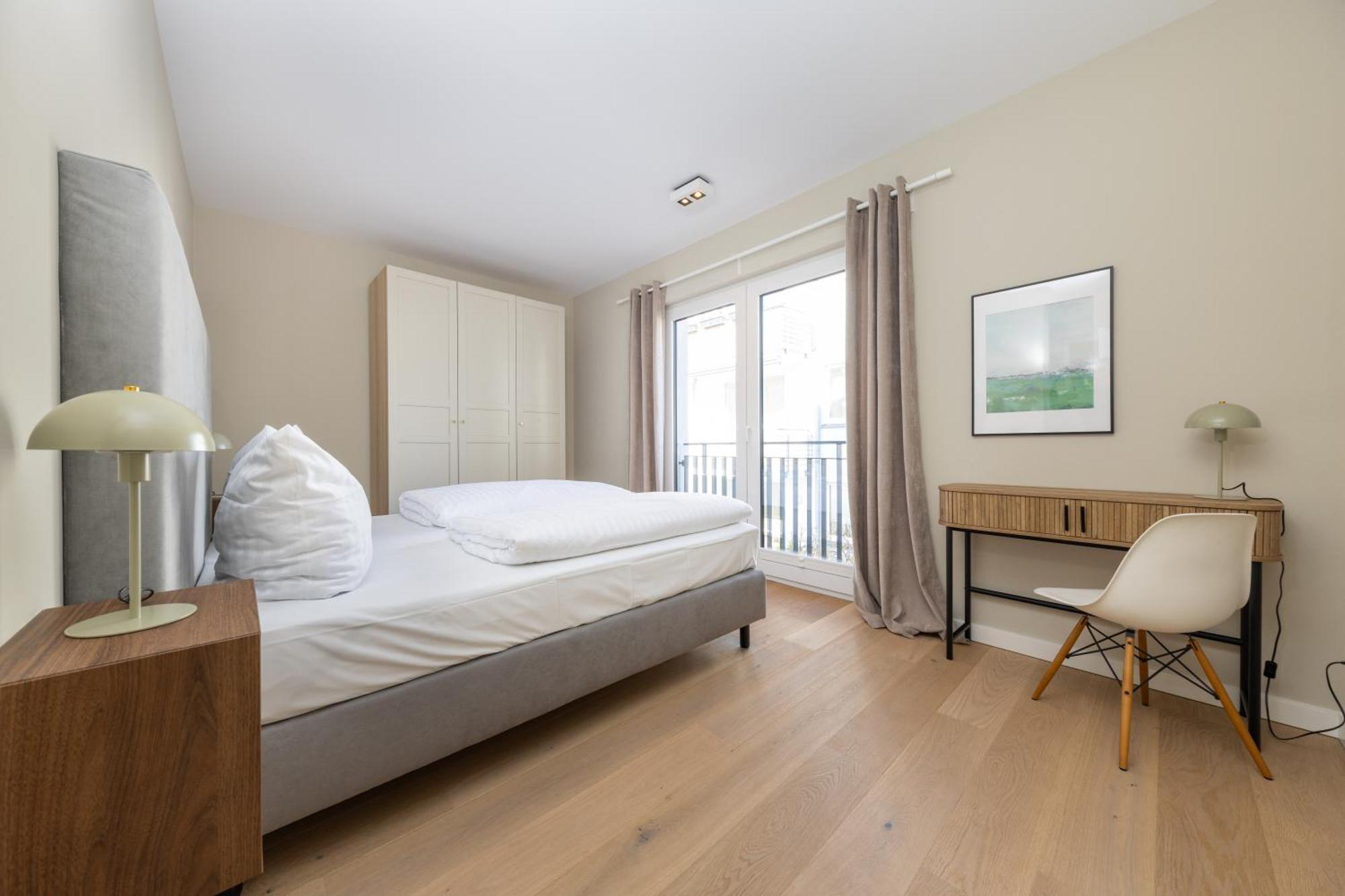 Strom Acht - Modern Frisch Inkl Stellplatz, Balkon - 200m Zum Alten Strom *